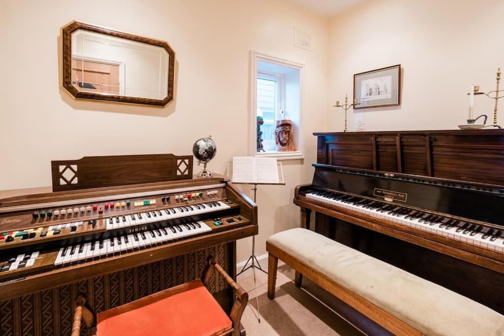 Spacious Home, Minutes Fom The Beach, Free Parking, Large Garden Area, Pets Welcome! Whitstable Eksteriør bilde