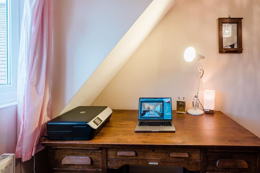 Spacious Home, Minutes Fom The Beach, Free Parking, Large Garden Area, Pets Welcome! Whitstable Eksteriør bilde